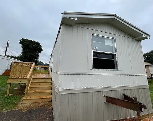 126 Alex Dr Photo 1