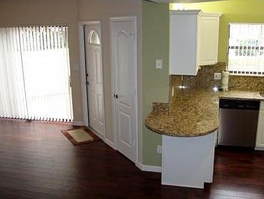 4th image of 61 Uno Lago Dr