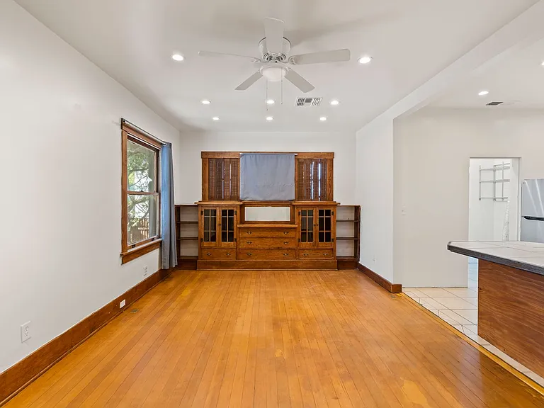 1541 E Mabel St — Photo 20