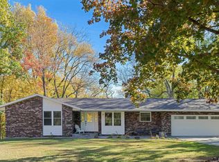 12 Timber Ln, Geneseo, IL 61254