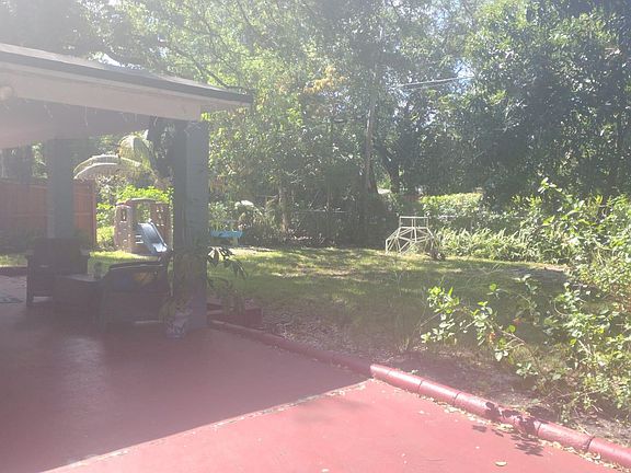 3rd image of 14010 NE 9th Ave