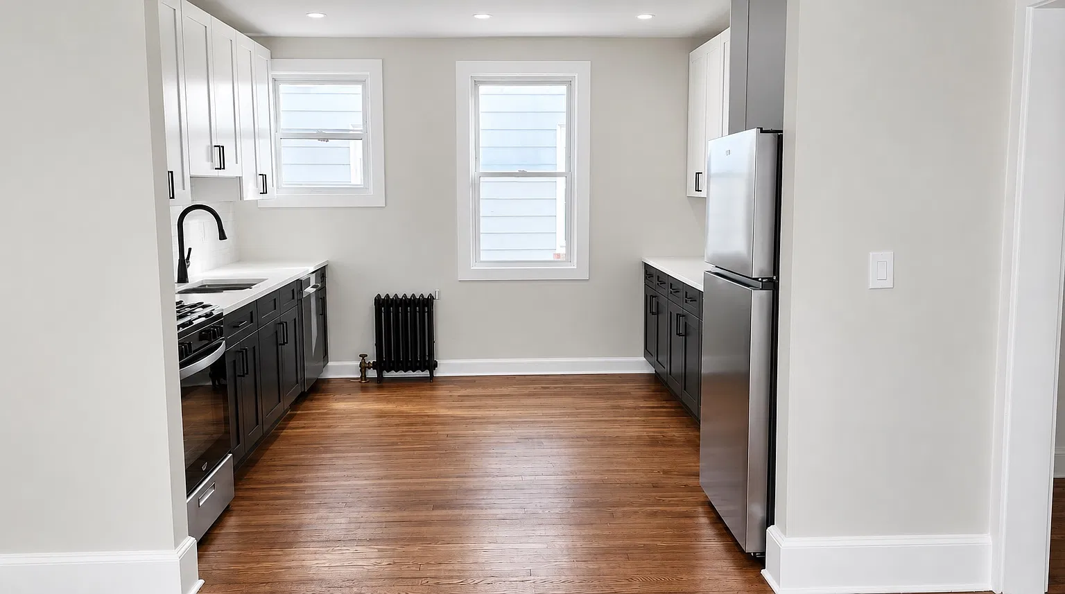 2 bed, $2,700 — Photo 1