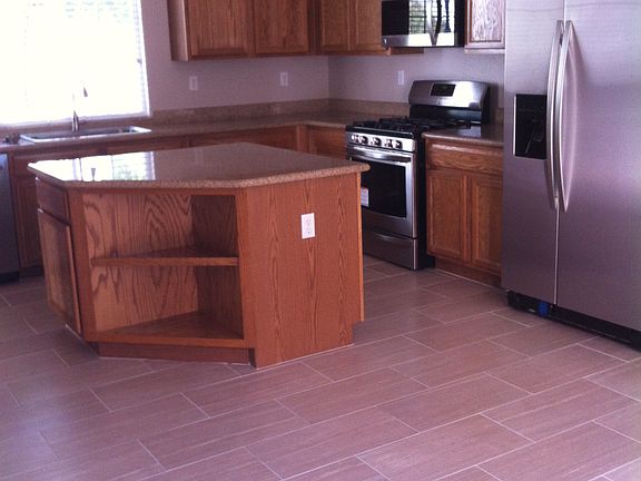 4th image of 10611 English Pine Dr