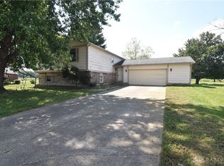 6770 Castlebrook Dr, Franklin, OH 45005