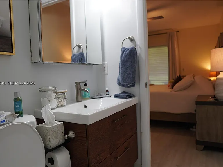 453 Lakeview Dr #2 — Photo 25