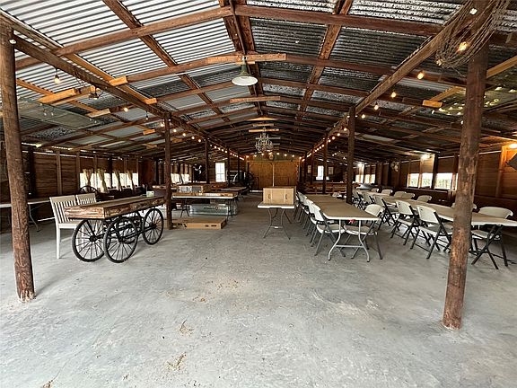 3rd image of 3739 County Road 2160