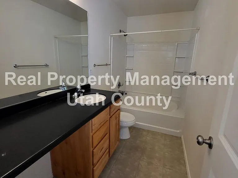 2169 E Summit Way — Photo 12