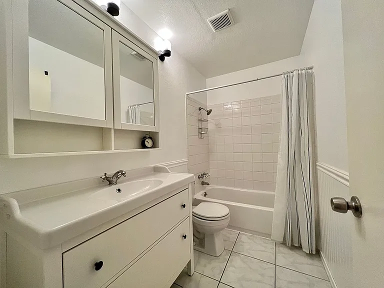 4083 Tokay Dr — Photo 14