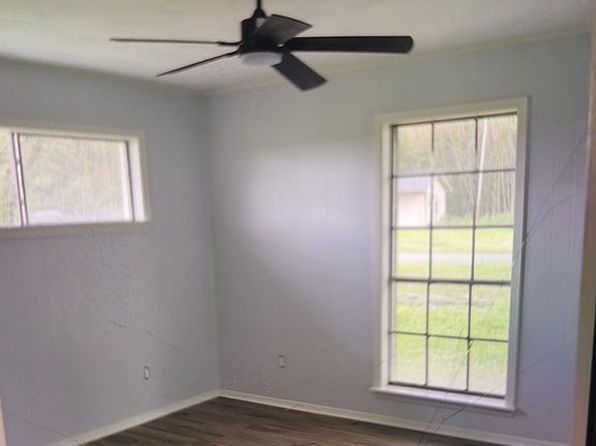 439 New Hope Rd, Mount Olive, MS 39119