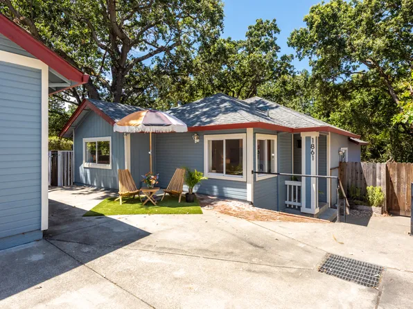 1861 Rhianna St, Santa Rosa, CA 95401