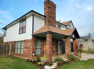 3213 Swan Hollow Dr, Norman, OK 73072