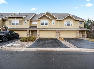 1575 Fox Hunt Way, Victoria, MN 55386