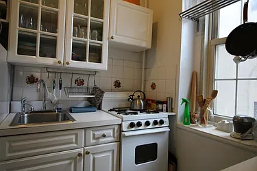 Rented by Brooklyn Heights Real Estate Inc