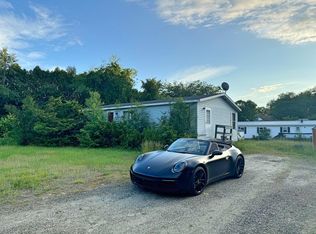 10 Barrows Dr, Topsham, ME 04086