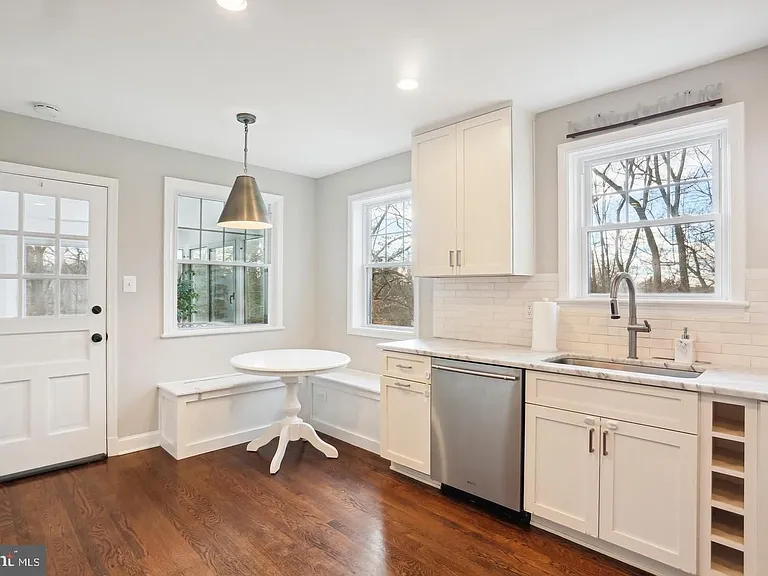 7832 Fulbright Ct — Photo 11