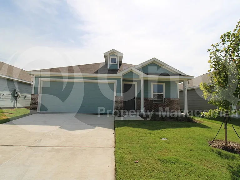 5847 Rock Maple Dr — Photo 3
