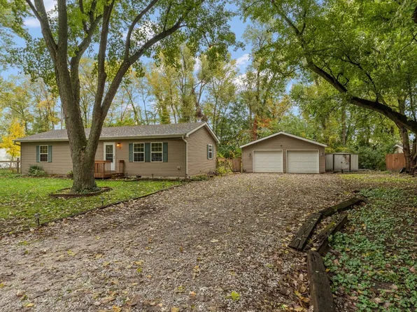 2560 E 1071 N, Demotte, IN 46310