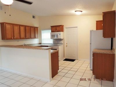 3911 Peach Dr, Jacksonville, FL, 32246