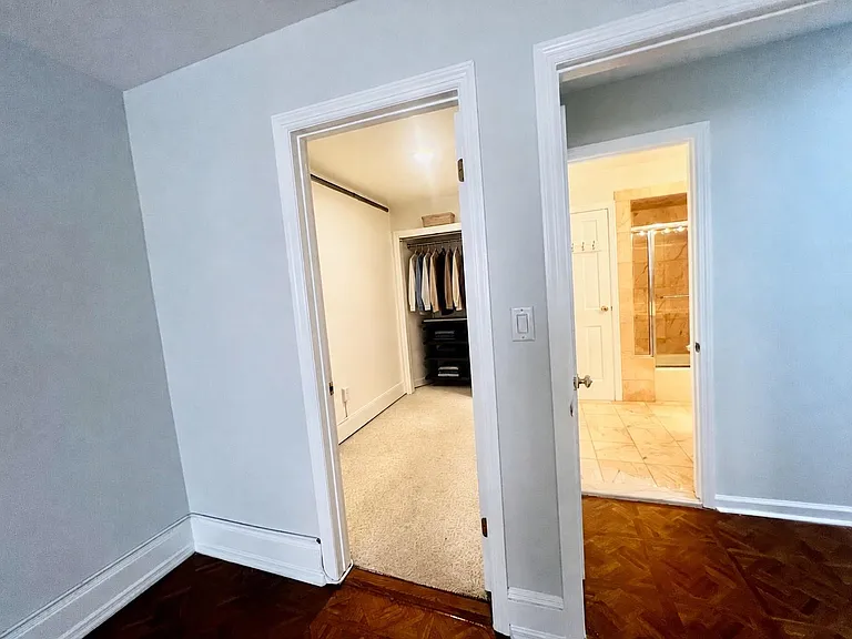 820 Hudson St #2-6 — Photo 6