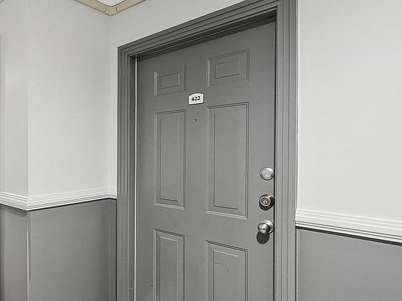 3rd image of 9480 Virginia Center Blvd Unit 422
