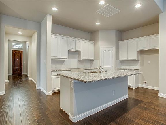 2nd image of 608 Tripp Trl