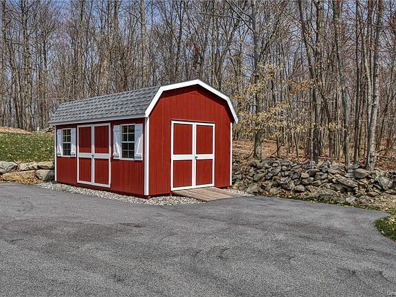 3rd image of 51 Restorative Ln