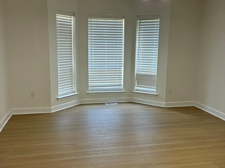 5 Sandcastle Ct — Photo 11