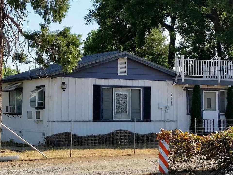 2nd image of 20519 Walnut St