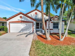 2223 Soundings Ct, Greenacres, FL 33413