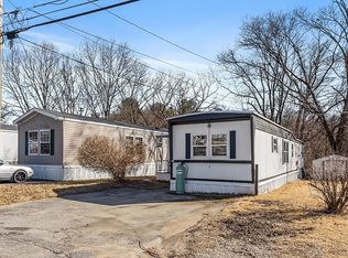 33 Upton St, North Billerica, MA 01862
