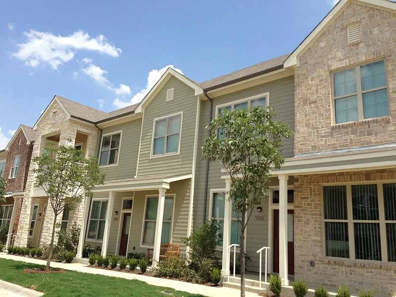3455 Chapel Oaks Dr