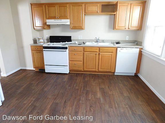5th image of 645A Wilton Ave