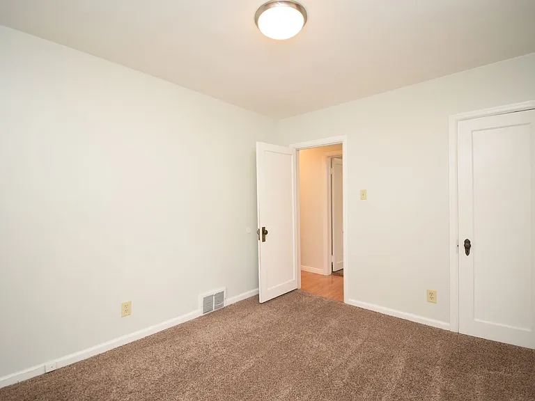 5806 S Highland Dr — Photo 14