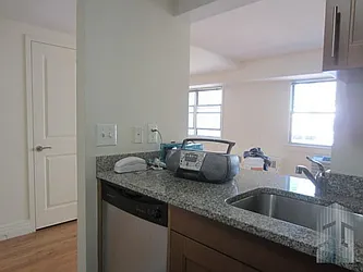 Rented by Skyline Group Real Estate