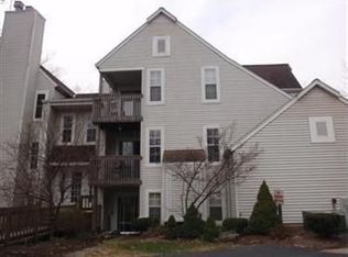 1207 W River Rd N, Elyria, OH 44035