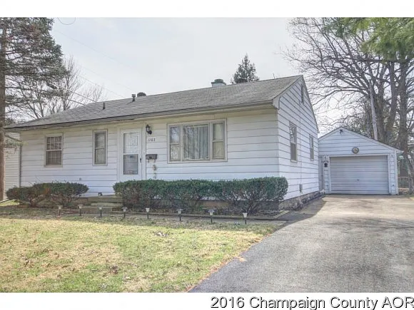 1103 Briarcliff Dr photo 1