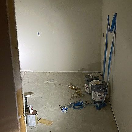 4th image of 1339 Flood St