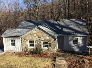 102 Esselborne Rd, Cold Spring, NY 10516