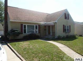 711 7th St, Jackson, MI 49203