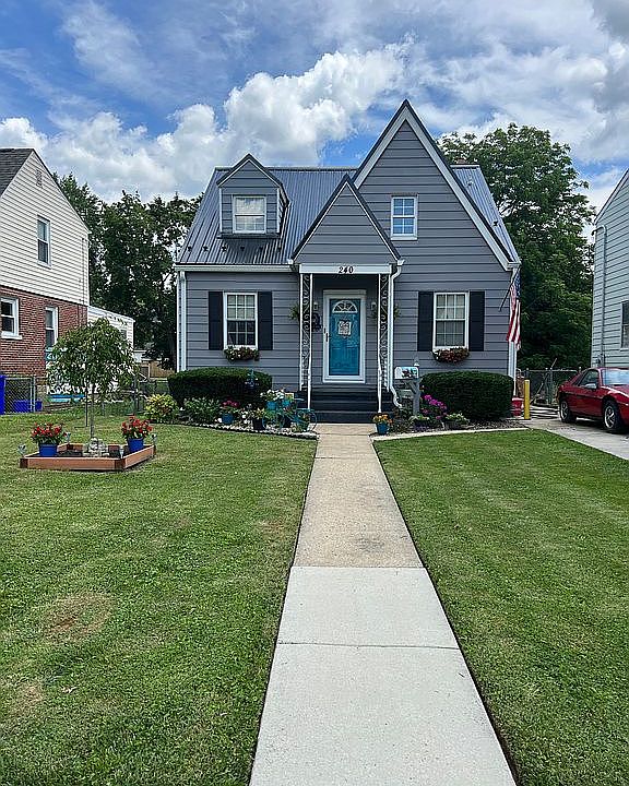 2nd image of 240 Belview Ave