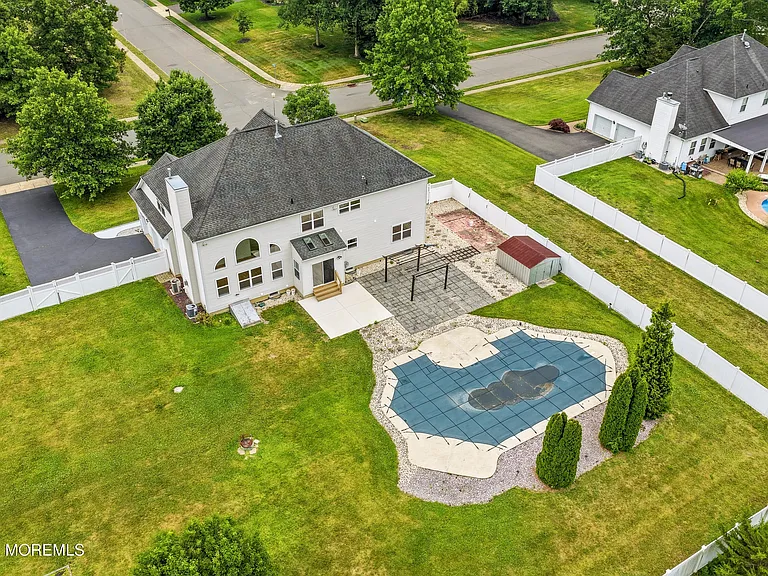 10 Etty Ct — Photo 8