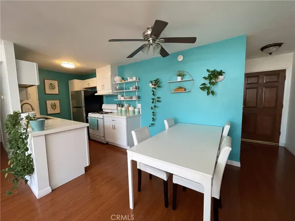 5700 Etiwanda Ave, Tarzana, CA