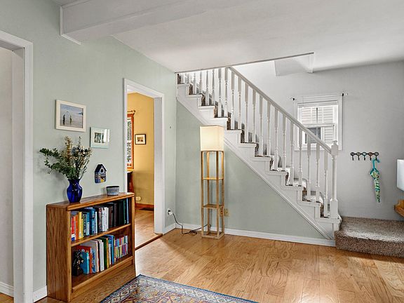 3rd image of 2817 Dahle St