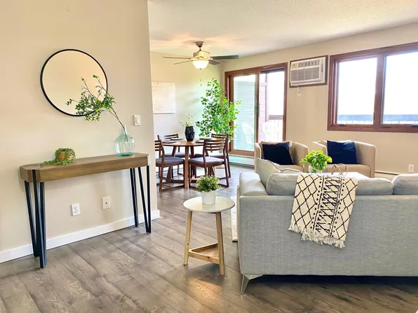 4350 Trenton Ln N APT 215, Plymouth, MN 55442