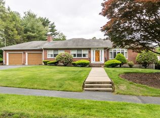 80 Woodcliff Dr, Waltham, MA 02452