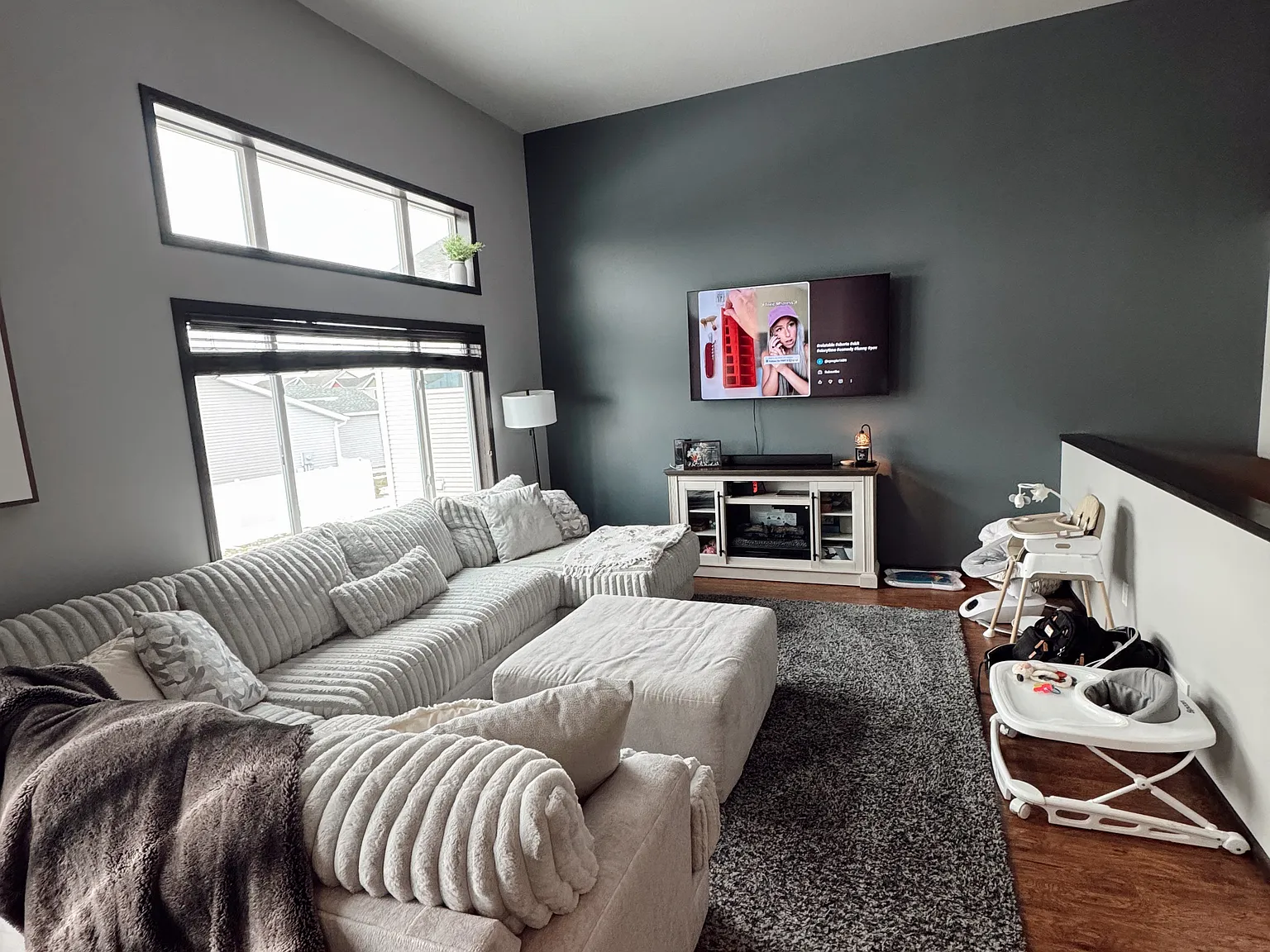 3 bed, 2040 sqft, $2,600 — Photo 3