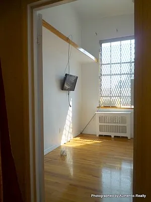 Rented by Authentic Realty | media 20