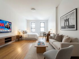 344 E 55th St