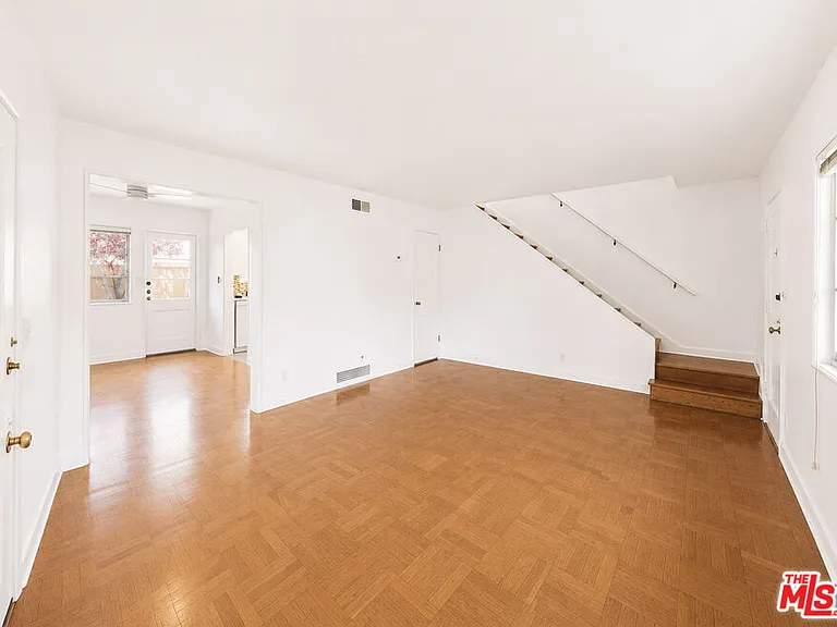 5366 Village Grn — Photo 14