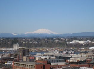 2441 SW Montgomery Dr #B, Portland, OR 97201